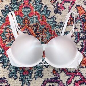 Victoria’s Secret Bombshell Plunge Bra!